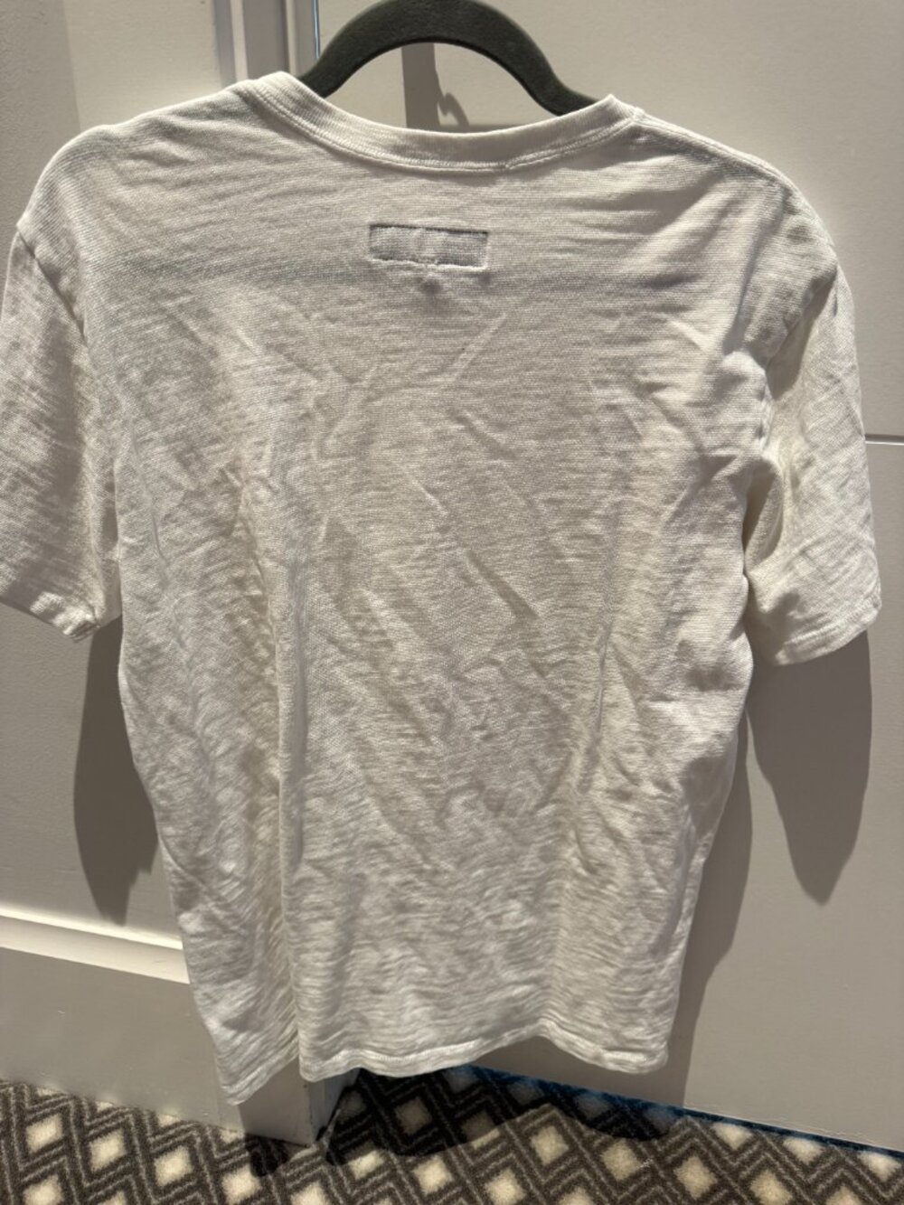 White Rag & Bone V-Neck Medium - Picture 3 of 4